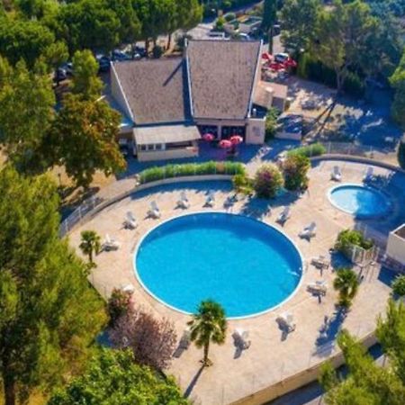 Sejour Inoubliable En Provence, Camping 4* لا روكي دي انثيرون المظهر الخارجي الصورة
